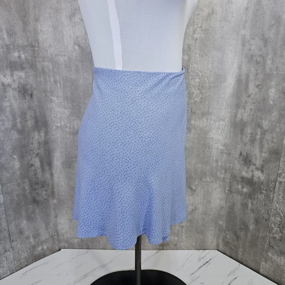 Brandy Melville‎ Genevieve Womens M Blue White Ditsy Floral Wrap Skirt